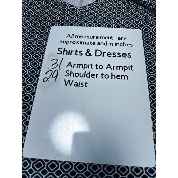 Catherines Black & White Geometric Print V-Neck Poncho Blouse 4X 30/32W - Picture 8 of 8